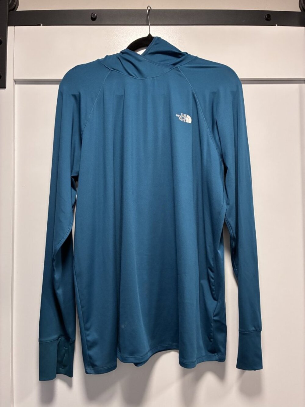 The North Face Women's Teal Hooded Sun Shirt Thumbholes XL